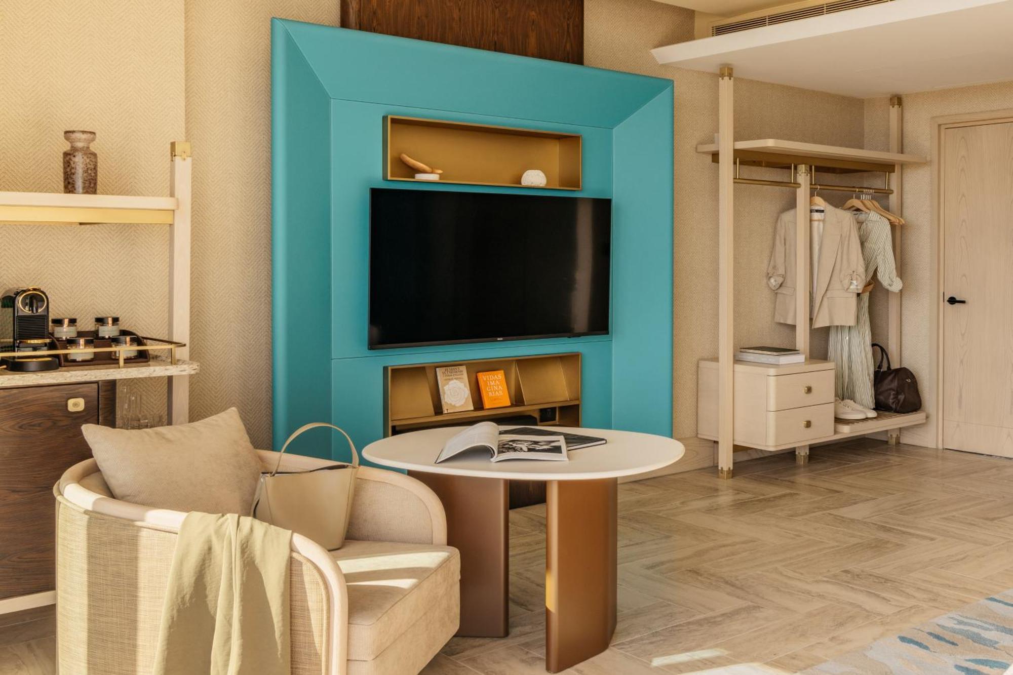 Me Malta By Melia Otel Saint Julian's Dış mekan fotoğraf