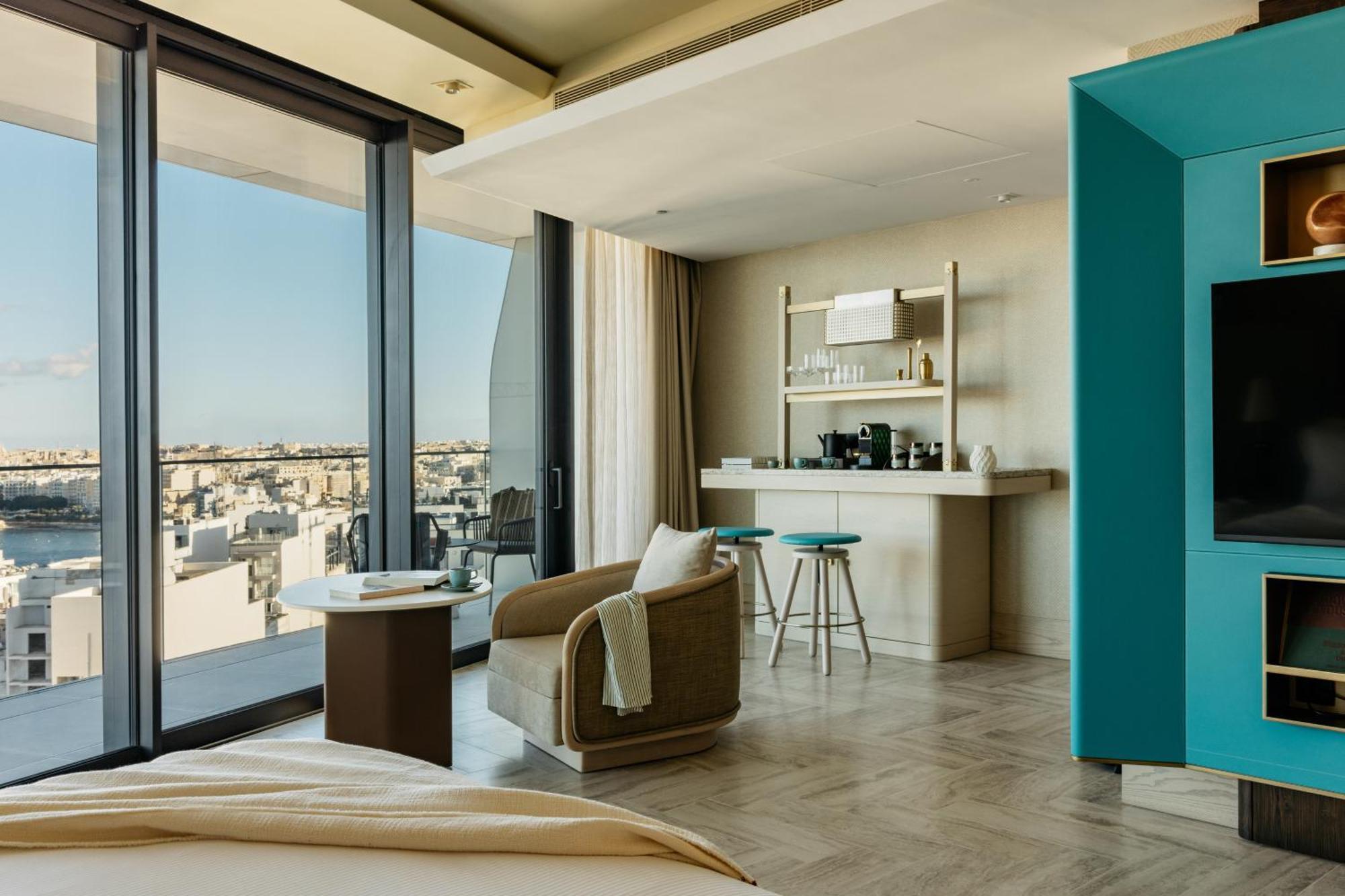 Me Malta By Melia Otel Saint Julian's Dış mekan fotoğraf