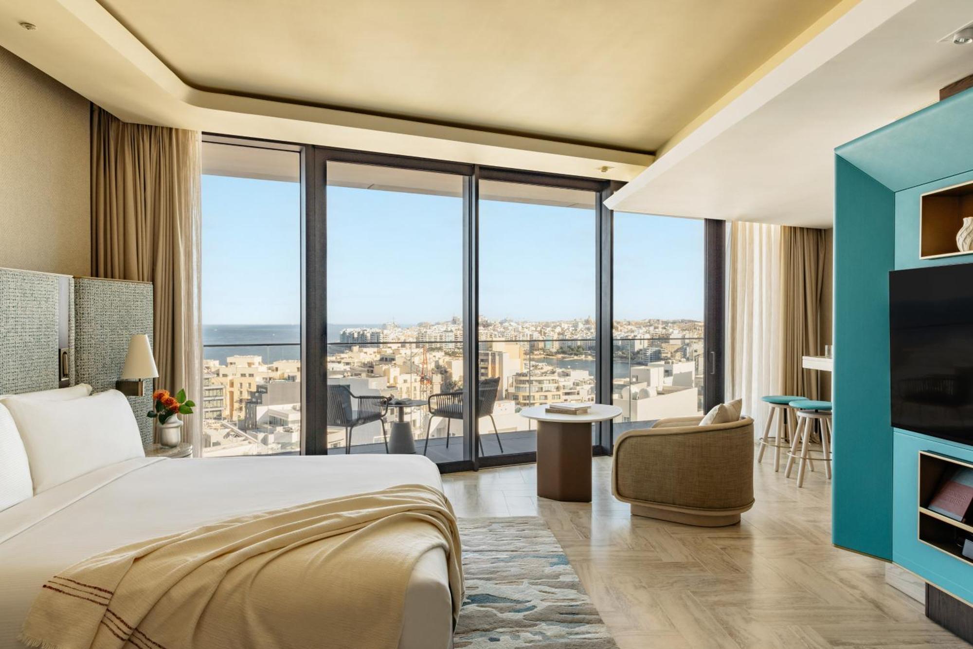 Me Malta By Melia Otel Saint Julian's Dış mekan fotoğraf
