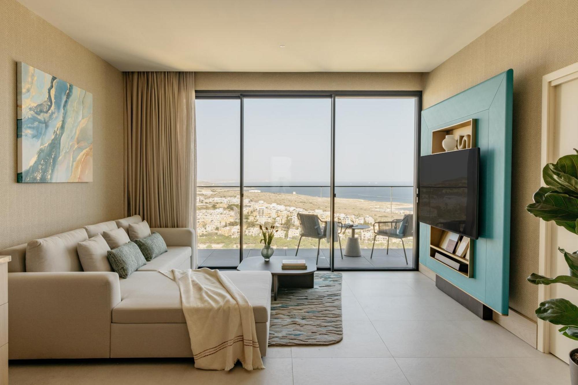 Me Malta By Melia Otel Saint Julian's Dış mekan fotoğraf