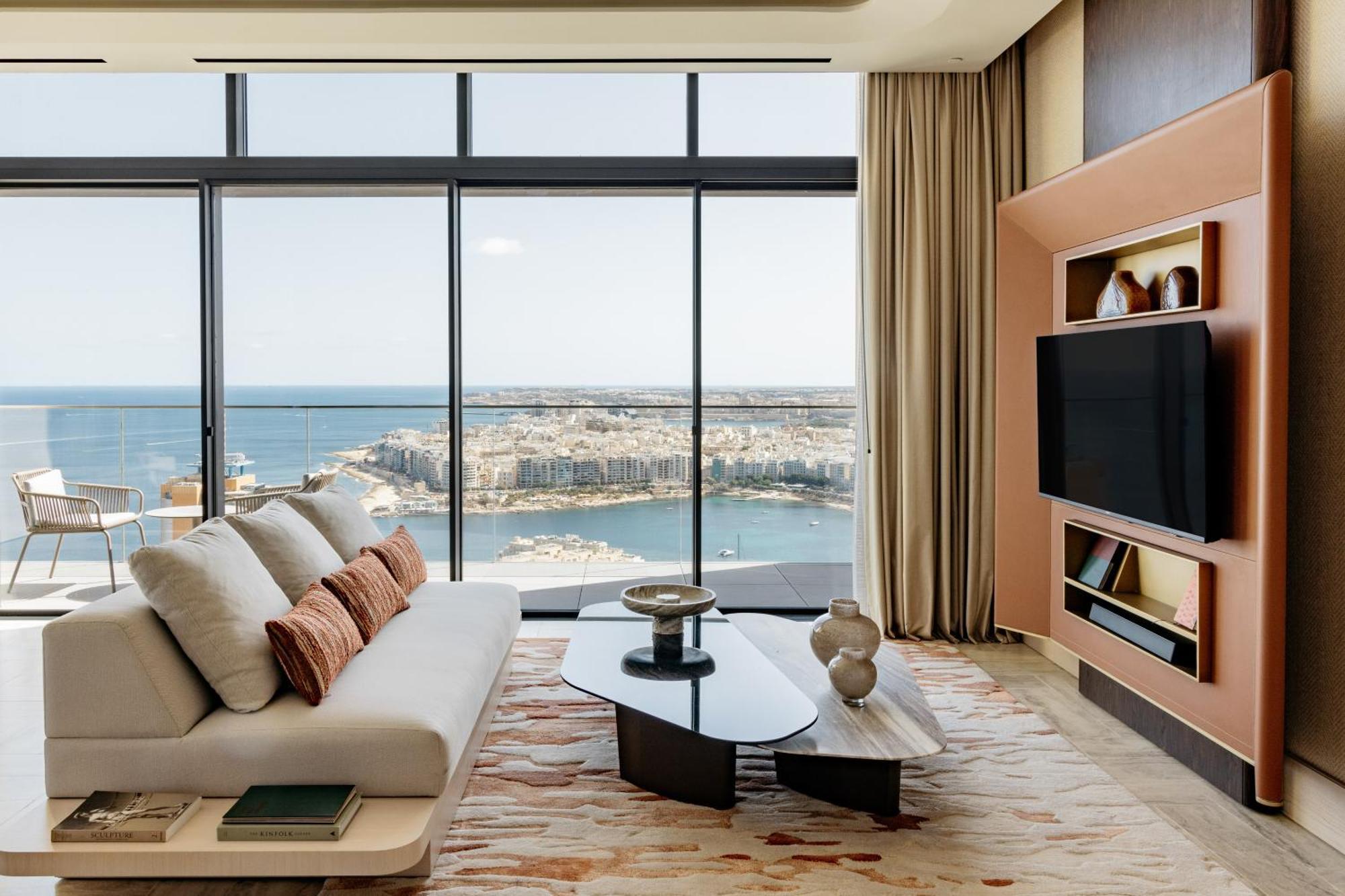 Me Malta By Melia Otel Saint Julian's Dış mekan fotoğraf