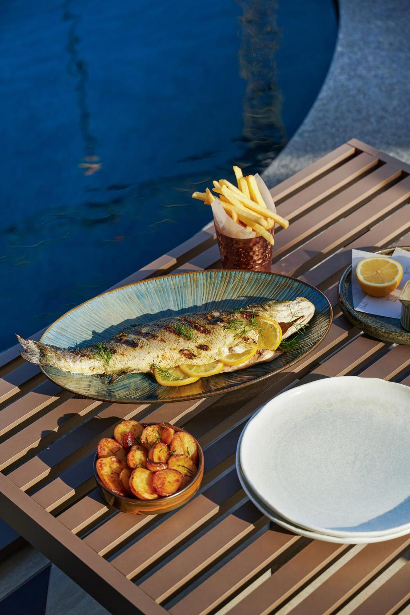 Me Malta By Melia Otel Saint Julian's Dış mekan fotoğraf